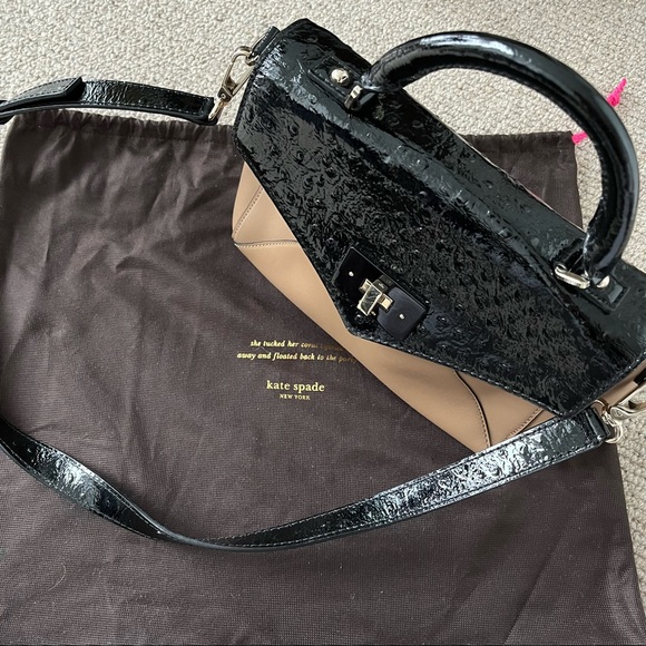 Kate Spade Beige and Black Purse - Picture 7 of 7